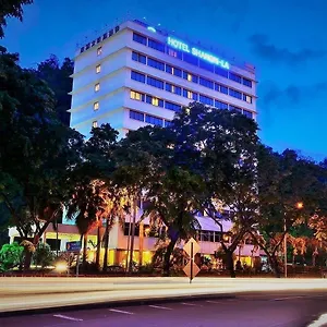 *** Hotel Shangri-la Malaysia